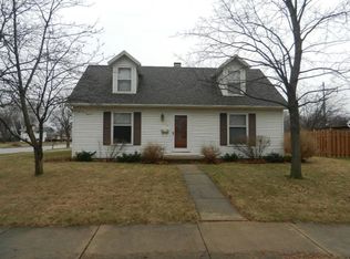 930 Robin St, De Pere, WI 54115