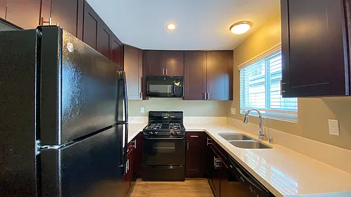 SF Laurel Apts Photo 1