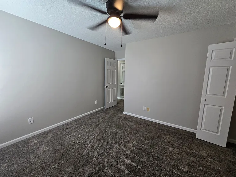 6338 Rhemish Dr — Photo 15