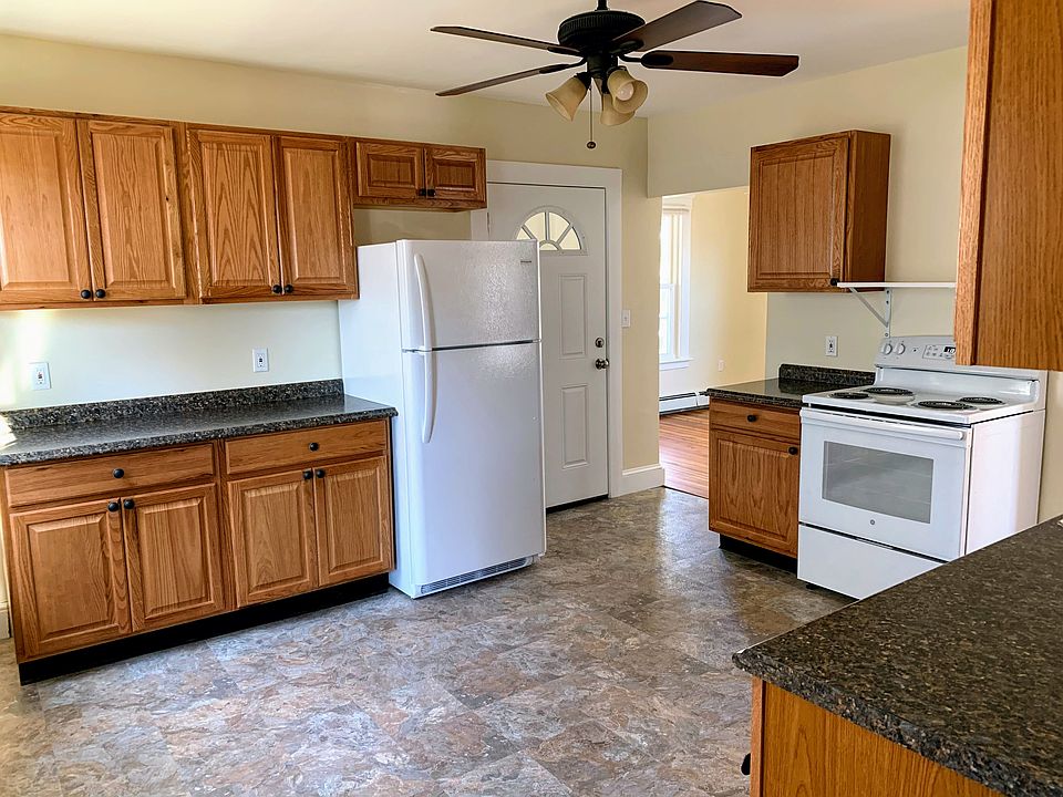 1st image of 42 East St #1