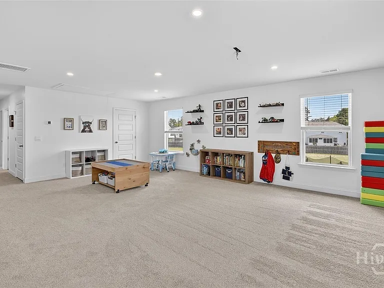 289 Logging Hill Dr — Photo 17