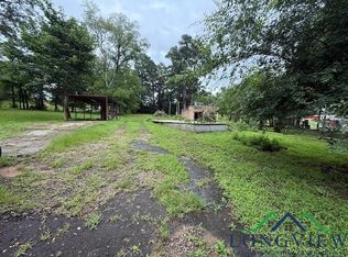 510 Primrose Ln, Gladewater, TX 75647