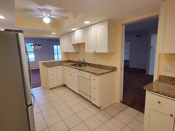 5th image of 8430 Pennsylvania Rd APT 109