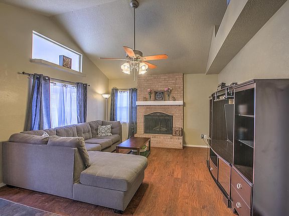3rd image of 6405 Lamy St NW