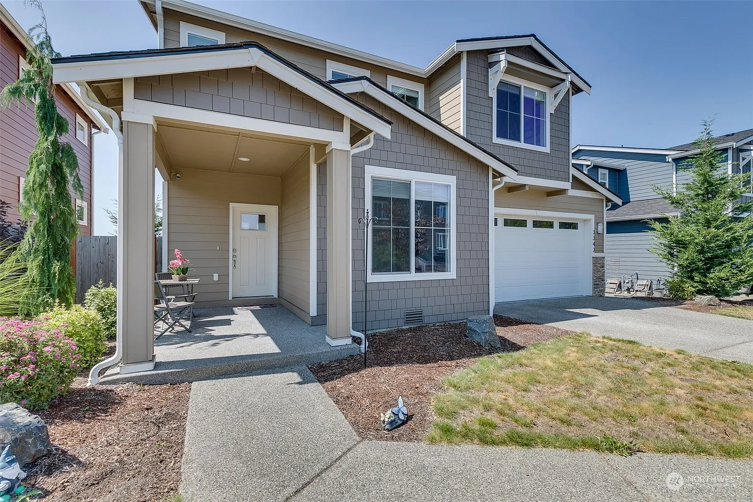 3342 Inverness Street photo 1