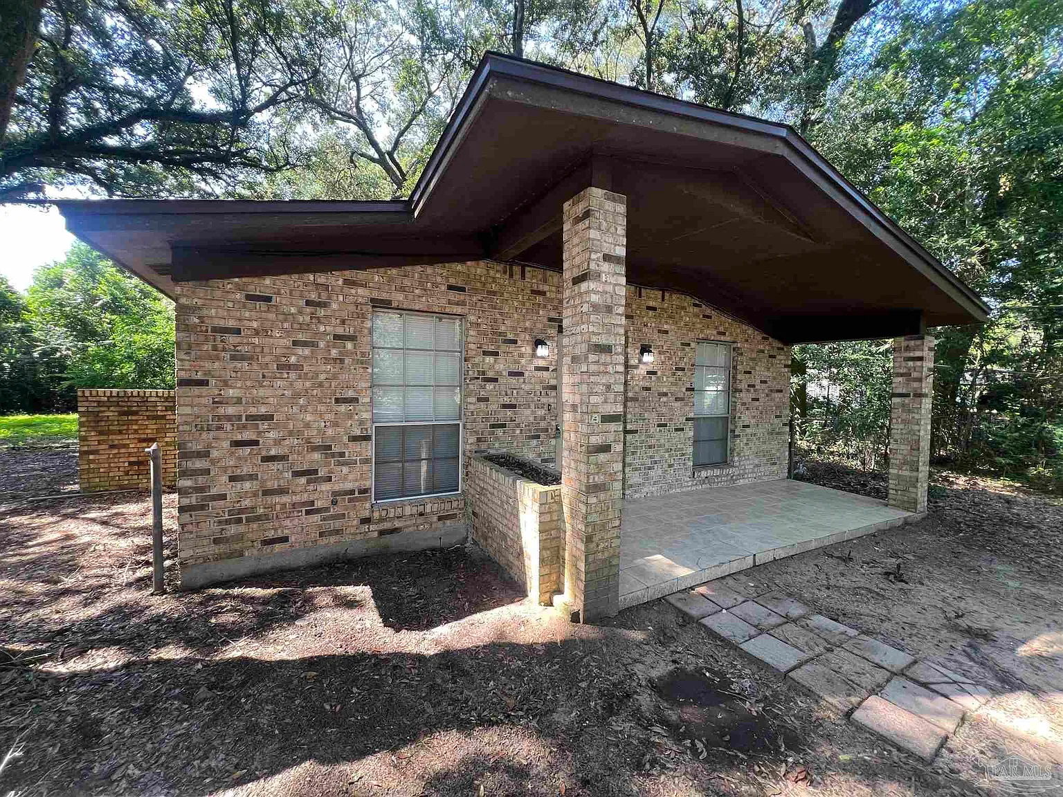 2 bed, 884 sqft, $1,095 — Photo 2