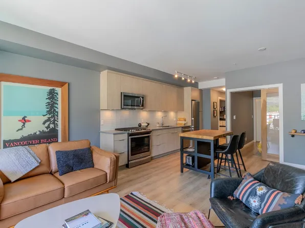 38165 Cleveland Ave #303, Squamish, BC V8B 0A6