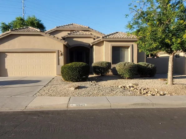3247 E LARK Court, Gilbert, AZ 85297