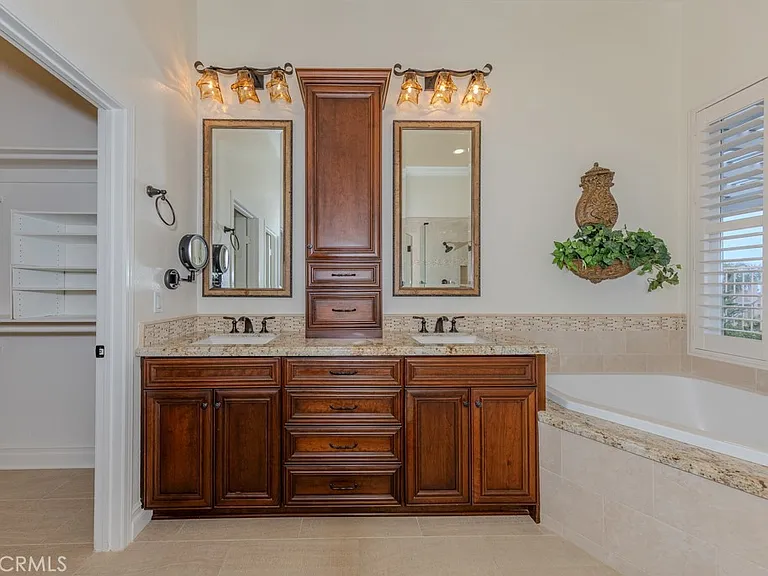 32692 Rosemont Dr — Photo 41