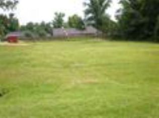 Twin Pines Cir, Beaumont, TX 77705