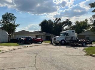 110 Odelia Cir, Houma, LA 70363
