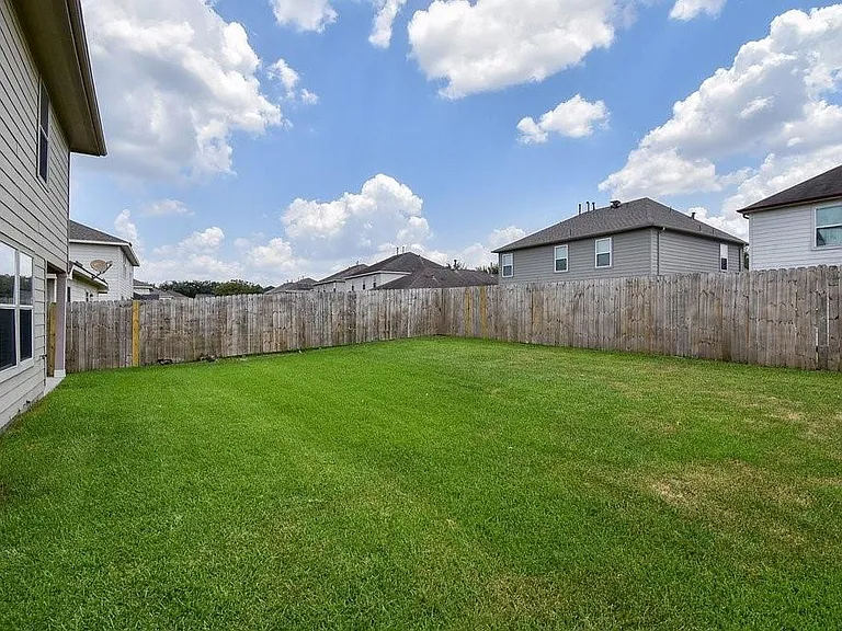 9602 Siano Pines Dr — Photo 45