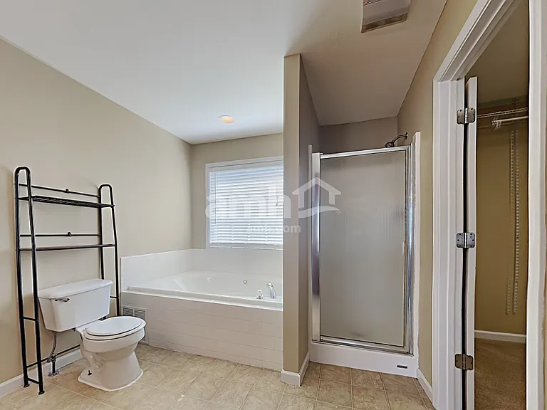 5006 Horsestall Dr — Photo 12