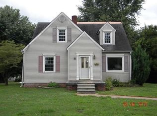 326 E Geiger St, Morganfield, KY 42437