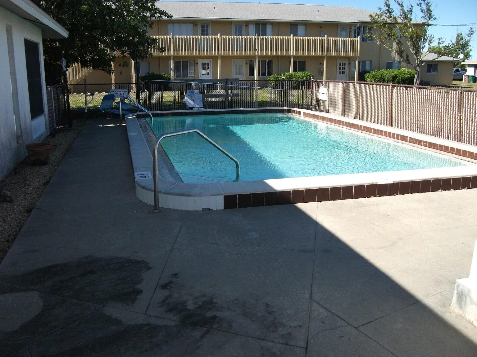 2 bed, 936 sqft, $1,150 — Photo 2