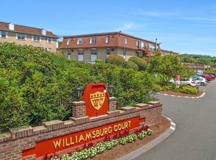 10 Williamsburg Ct Unit 3, Shrewsbury, MA 01545