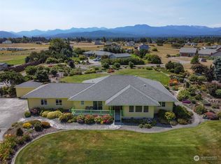 421 Greywolf Rd, Sequim, WA 98382