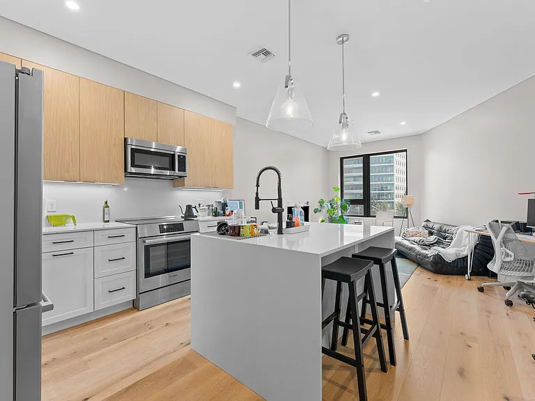70 Leo M Birmingham Pkwy #415 — Photo 4