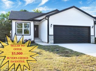507 Shady Oak Dr, Saint George, KS 66535