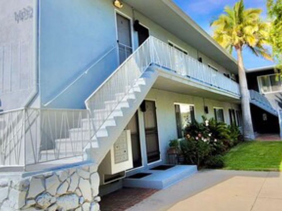 1st image of 1432 Barry Ave #6