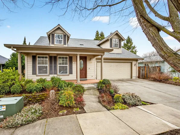 150 Graham Way, Talent, OR 97540