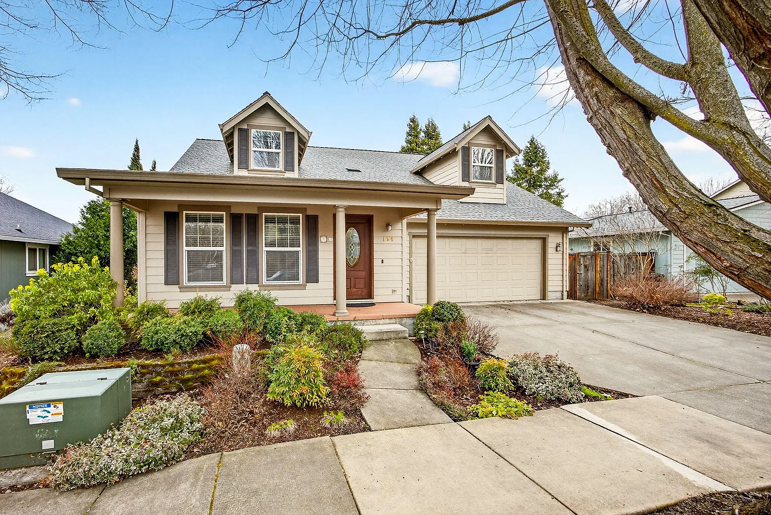 150 Graham Way photo 1