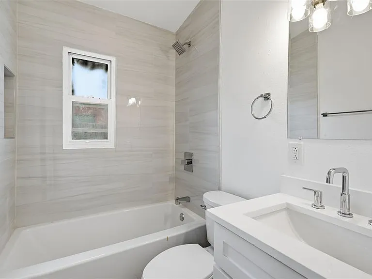 2547 14th Ave S — Photo 10