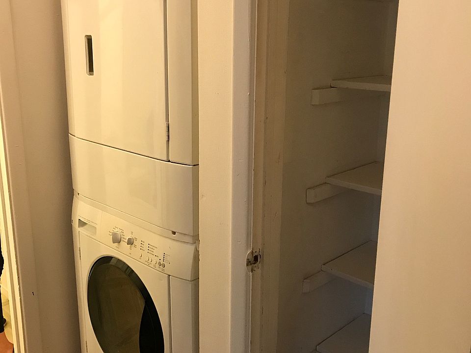 1st image of 3267 Lupine Dr
