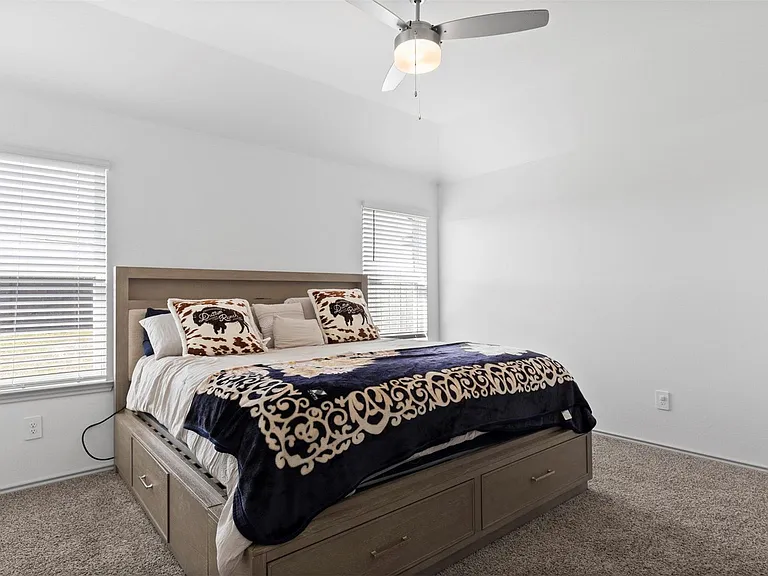 3521 Rockefeller Rd — Photo 8