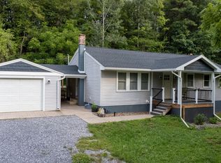 16 Danneker Dr, Williamsport, PA 17701