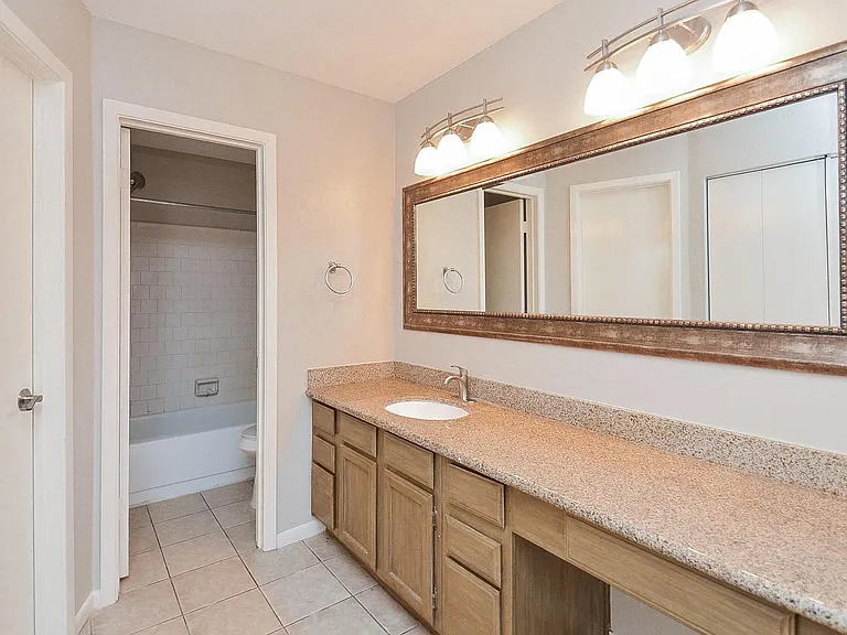 22630 Powell House Ln — Photo 21