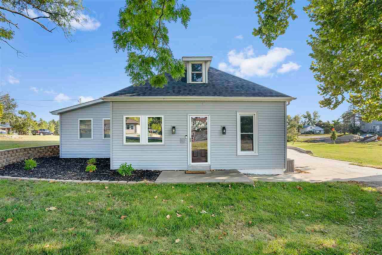 206 Main St NE, Shellsburg, IA 52332 MLS 202304885 Zillow