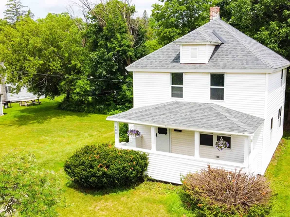 906 County Street, Bennington, VT 05201