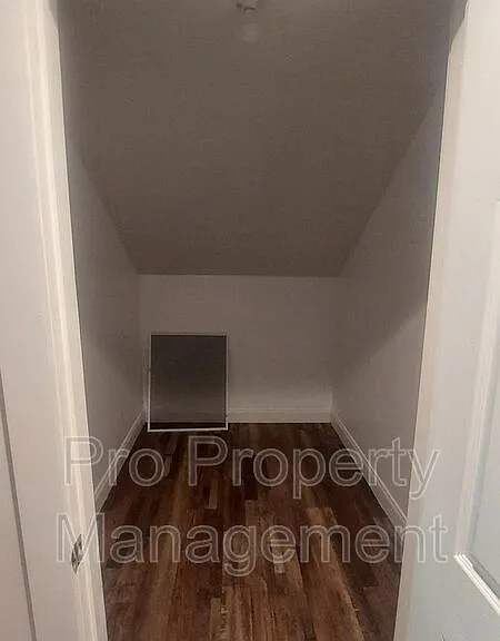 31 William St #2 — Photo 12