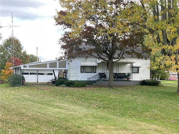 2404 Bellevue Ave SW, Massillon, OH 44647