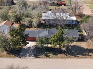 1223 E Vilas Ave, Guthrie, OK 73044