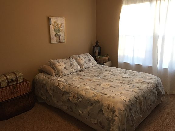3rd image of 733 Mimosa Ct