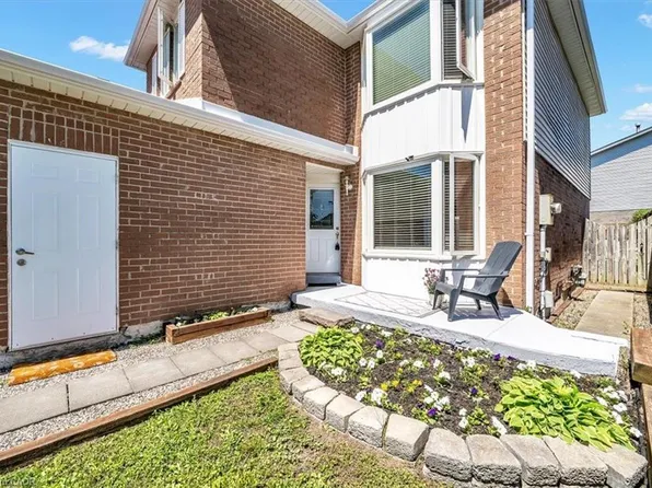 732 Bennett Cres, Oshawa, ON L1K 1T6