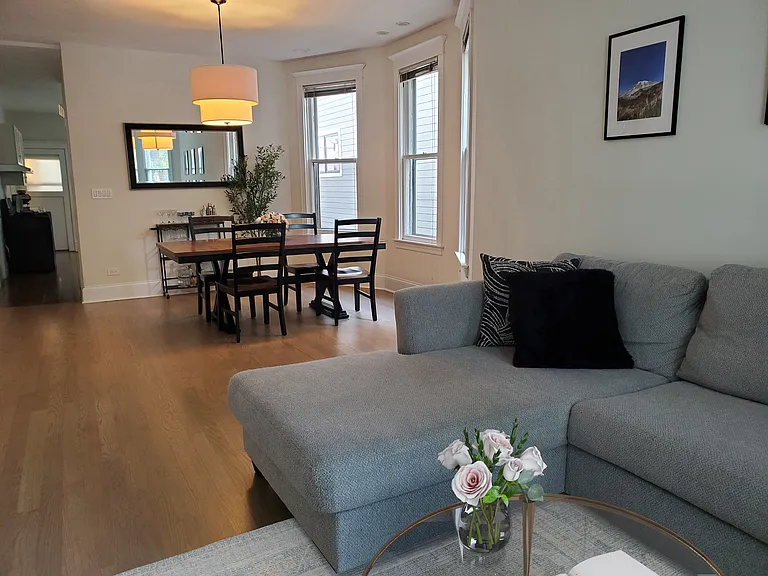 2617 N Bosworth Ave #1 — Photo 4