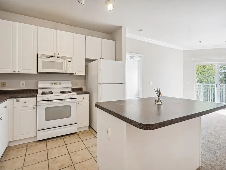 9490 Virginia Center Blvd #240 — Photo 4