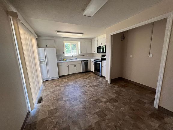 3rd image of 5217 Bristonwood Dr W