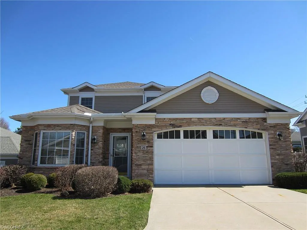 25 Somerset Dr photo 1