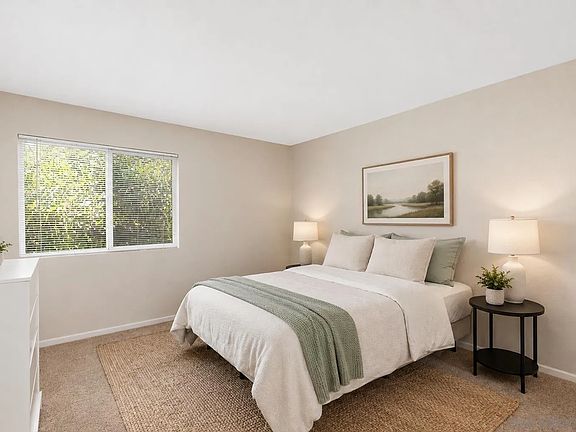 5th image of 868 E Alvarado St APT 28