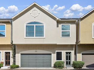1514 Campbell Rd #B, Houston, TX 77055