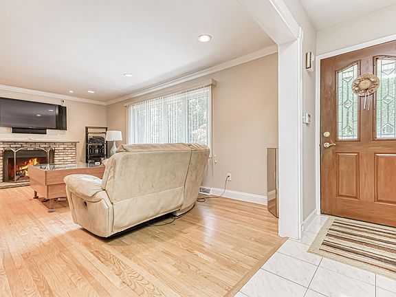 3rd image of 52 Campbell Ave