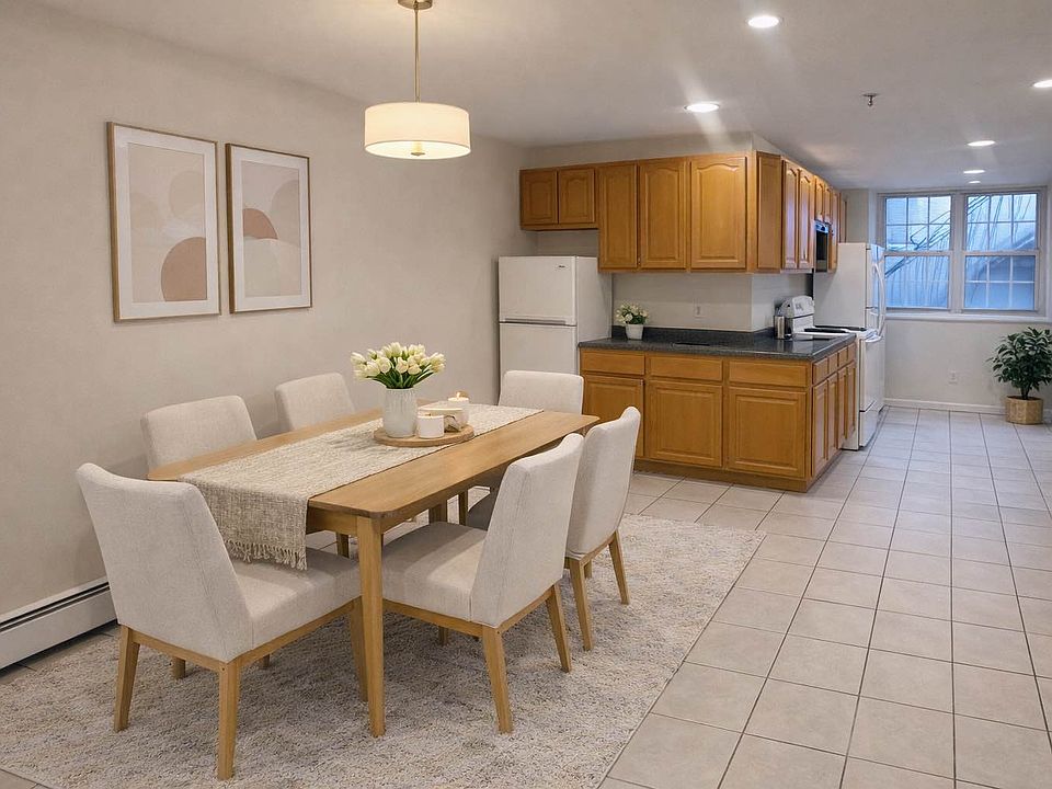 1st image of 2552 33rd St APT 1