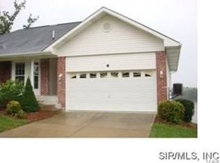 43 Quarry Ct #H, Golden Eagle, IL 62036