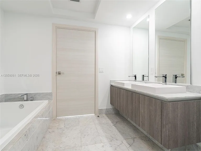 801 S Miami Ave #4709 — Photo 10