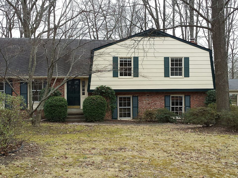 1st image of 417 Whitaker Dr