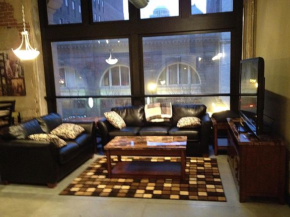 5th image of 1114 Lucas Ave Unit 208
